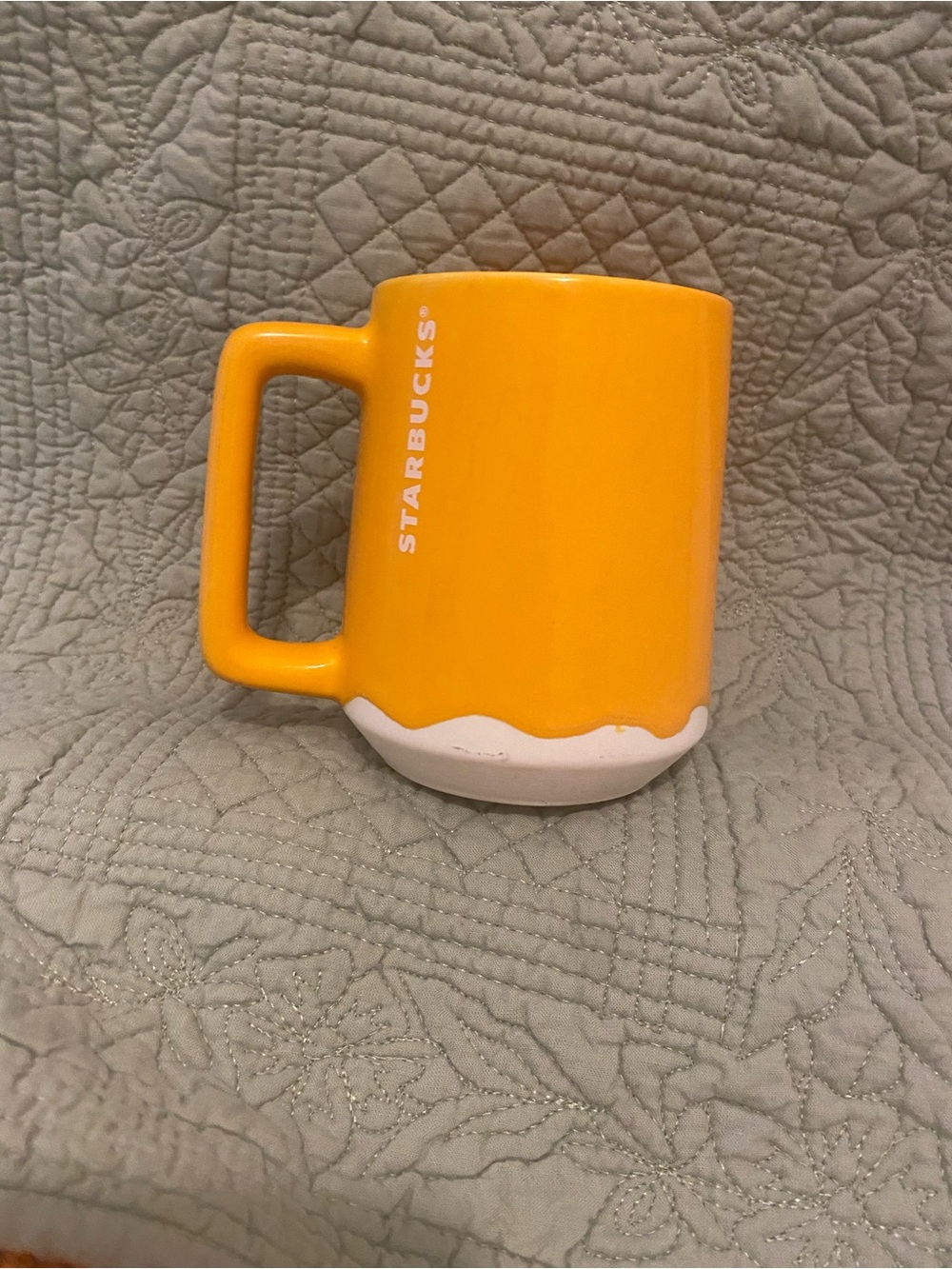 STARBUCKS 2022 “Mango Drip Coffee Mug” Size 14oz Orange/Cream NWOT